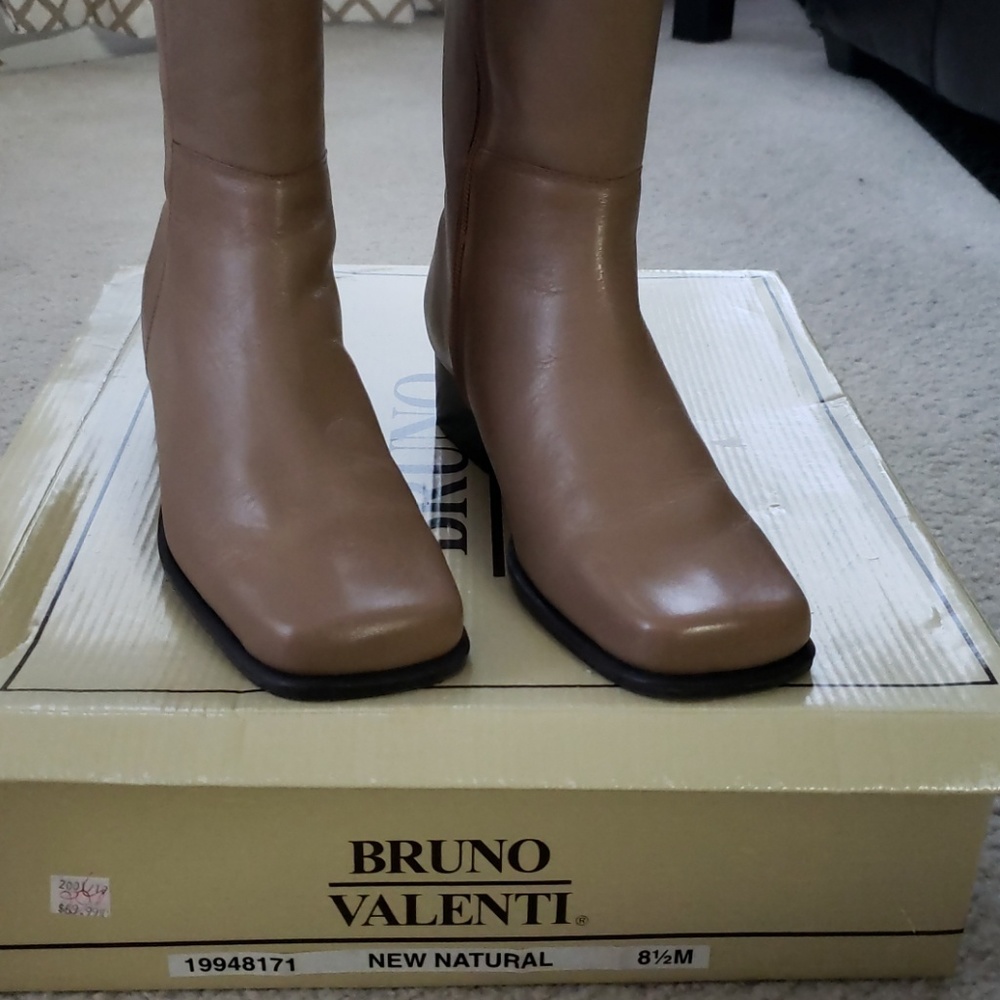 Women's boots